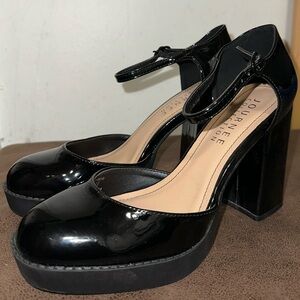 Journee Collection Womens Samarr PLATFORM ANKLE STRAP HEEL SIZE 7.5 BLACK color